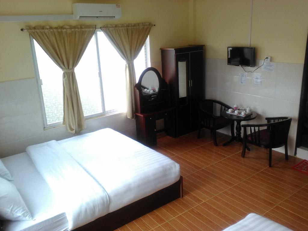 Hotel 99 Pyin Oo Lwin Exterior photo