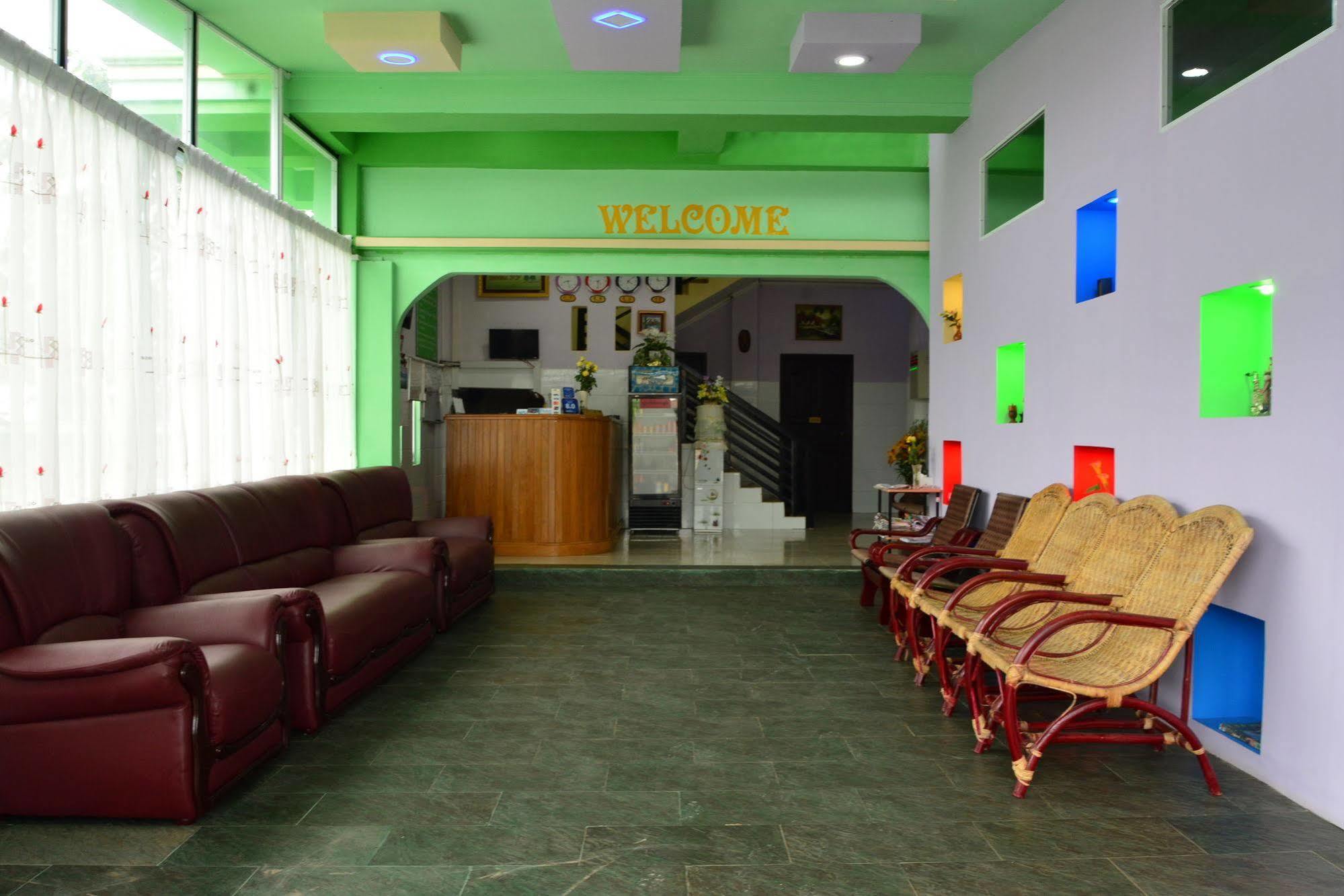 Hotel 99 Pyin Oo Lwin Exterior photo
