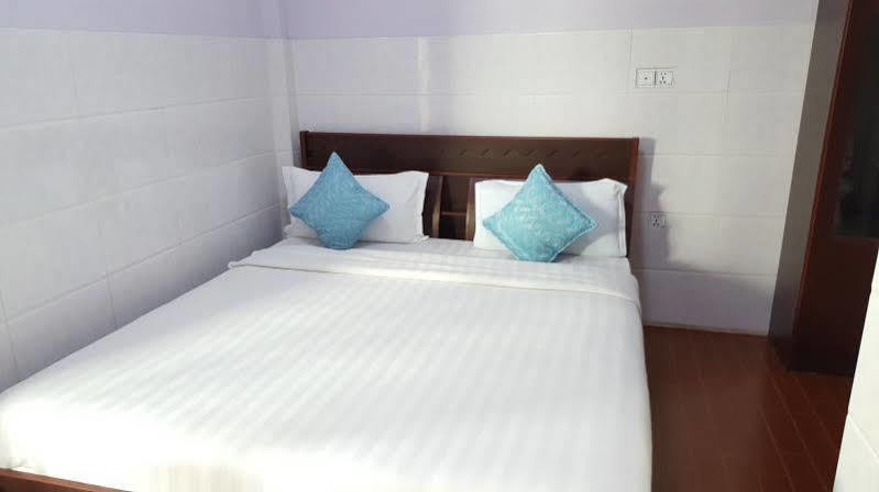 Hotel 99 Pyin Oo Lwin Exterior photo